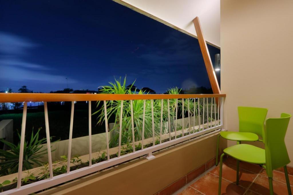 Iconic Bali Living Bed & Breakfast Denpasar Eksteriør bilde