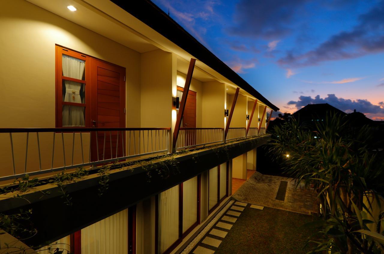 Iconic Bali Living Bed & Breakfast Denpasar Eksteriør bilde