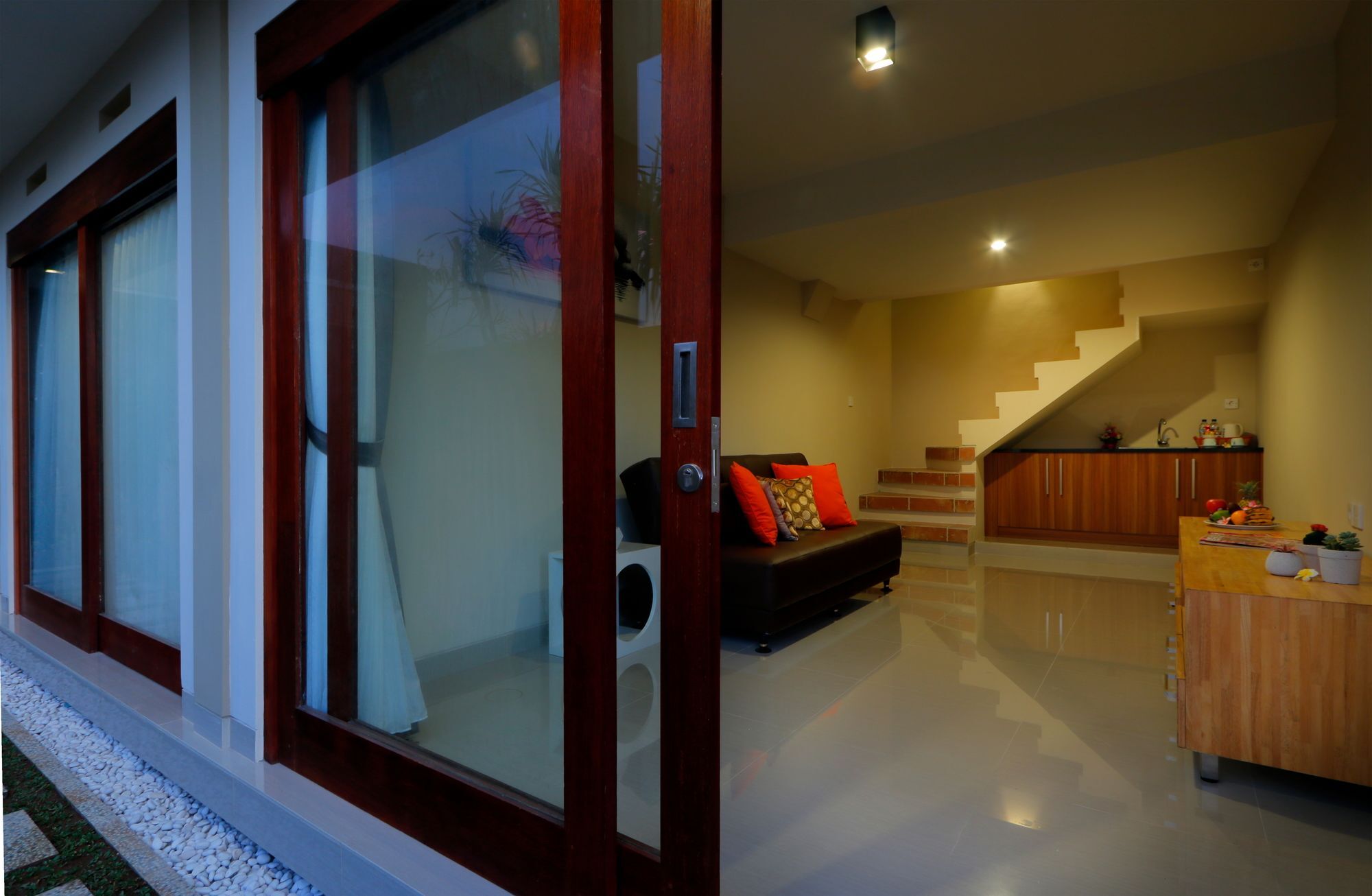 Iconic Bali Living Bed & Breakfast Denpasar Eksteriør bilde