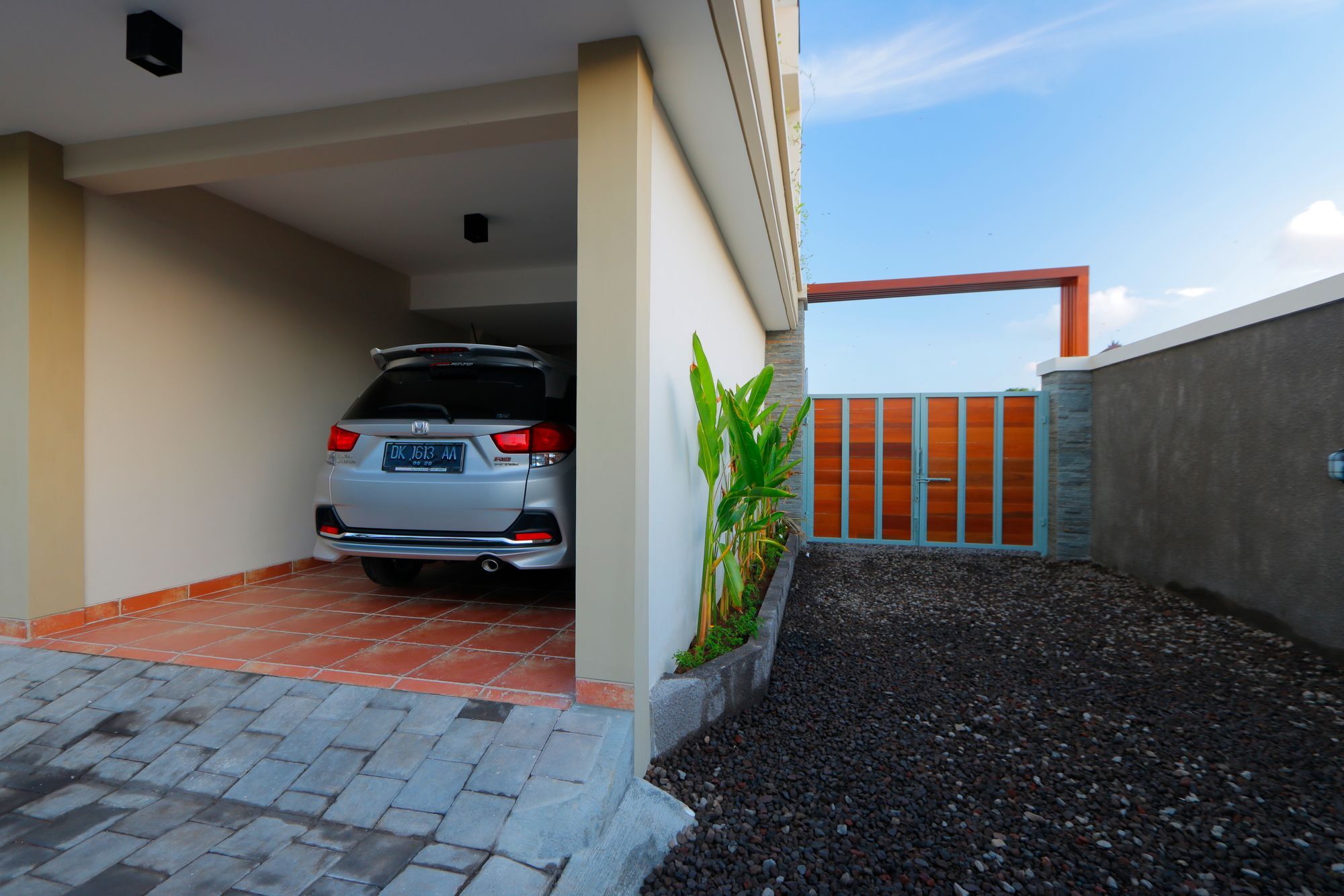 Iconic Bali Living Bed & Breakfast Denpasar Eksteriør bilde